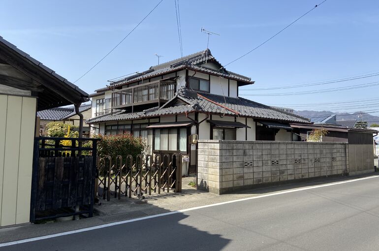928523EA-AB12-4715-927F-361818D1D5FD